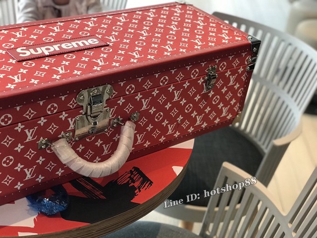 路易威登LOUIS VUITTON*Supermen聯名最新款滑板箱 LV明星同款旅行箱 gdx1082